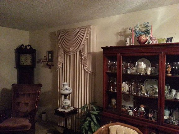 formal diningroom