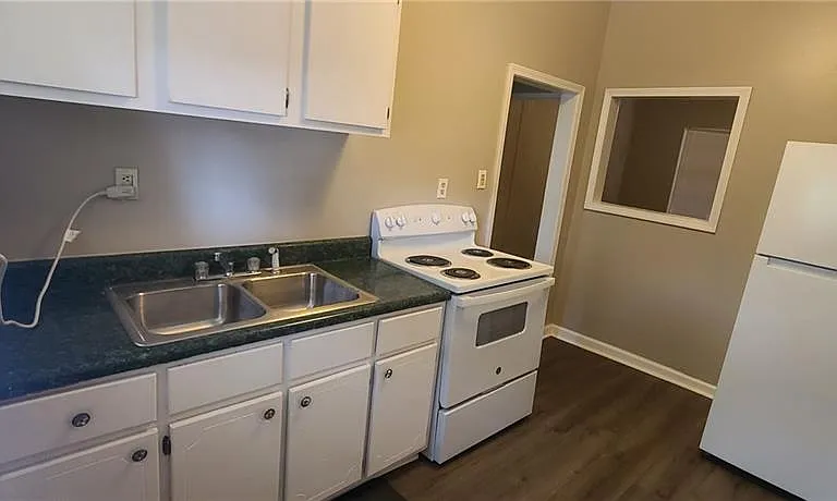 401 Saint Francis St #3 — Photo 6