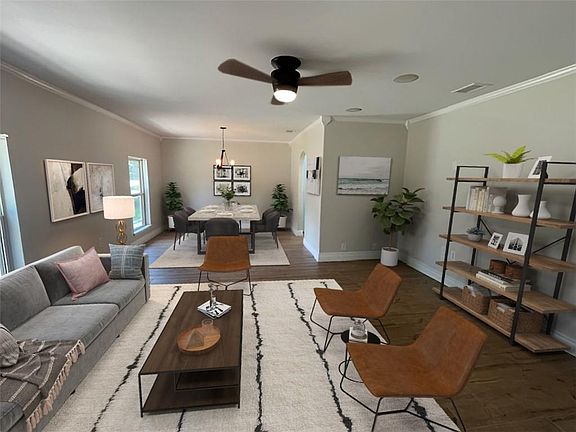 3rd image of 516 Laurel Oak Dr