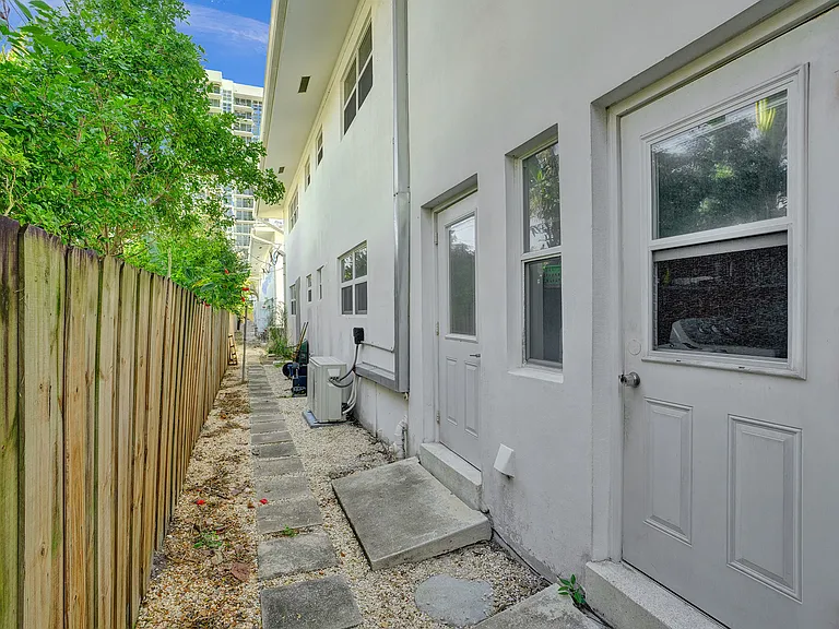 3209 Colony Club Rd #2 — Photo 14
