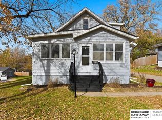 6460 Parker St, Omaha, NE 68104