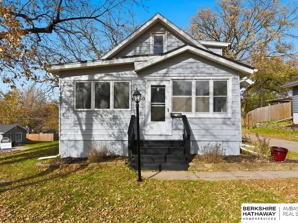 6460 Parker St, Omaha, NE 68104