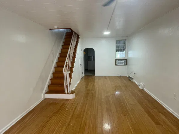3268 Tilton St, Philadelphia, PA 19134