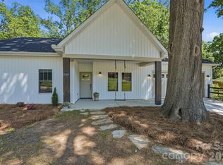 2113 Woodlawn St #A, Kannapolis, NC 28083