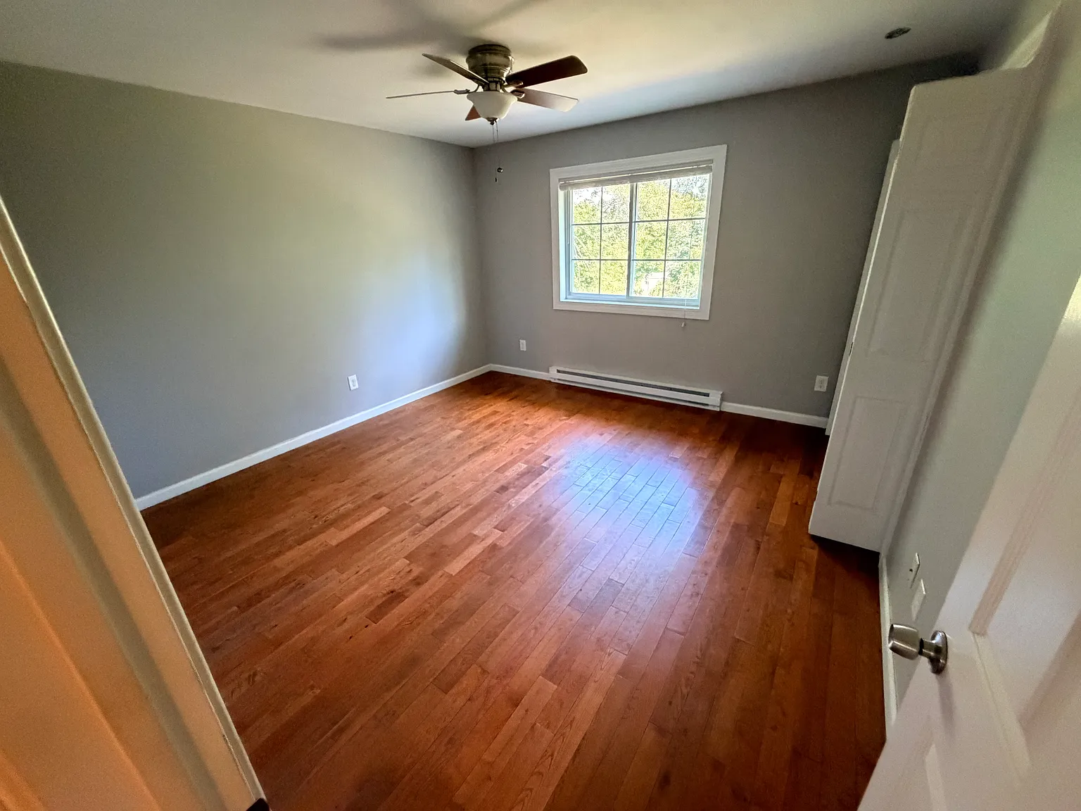 2 bed, 1.5 bath, 1088 sqft, $1,800 — Photo 3