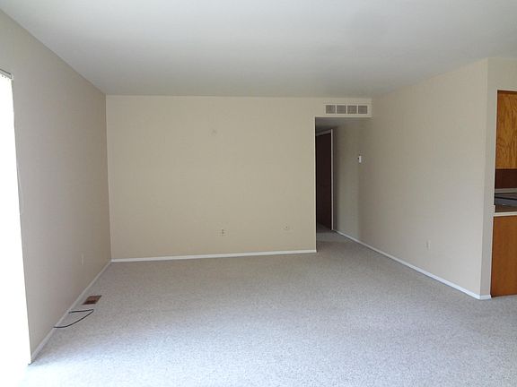 2nd image of 35604 Stillmeadow Ln