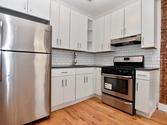 3rd image of 84 Mac Donough St #3E