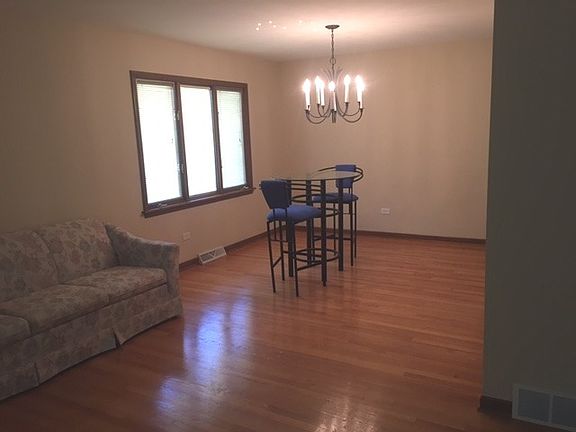 5th image of 1209 E 171st Ct