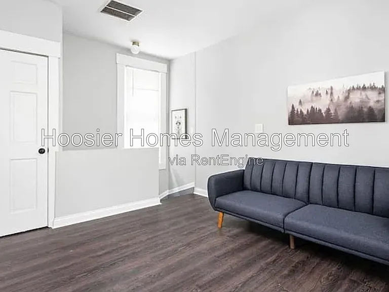 556 Fletcher Ave #B — Photo 3