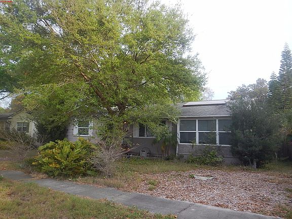 4th image of 1647 47th Ave N