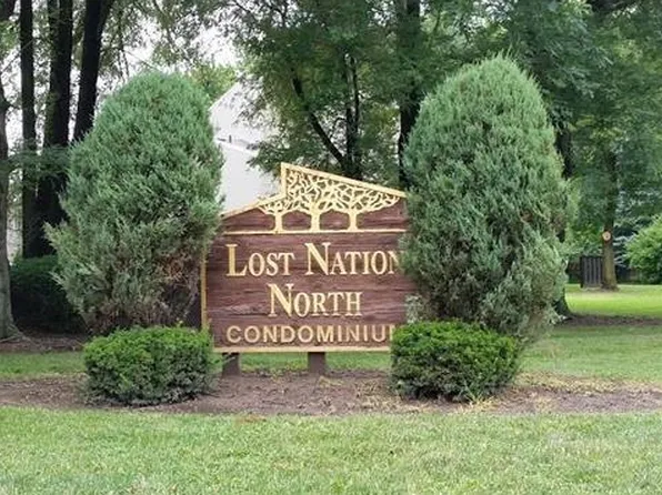 38285 North Ln, Willoughby, OH