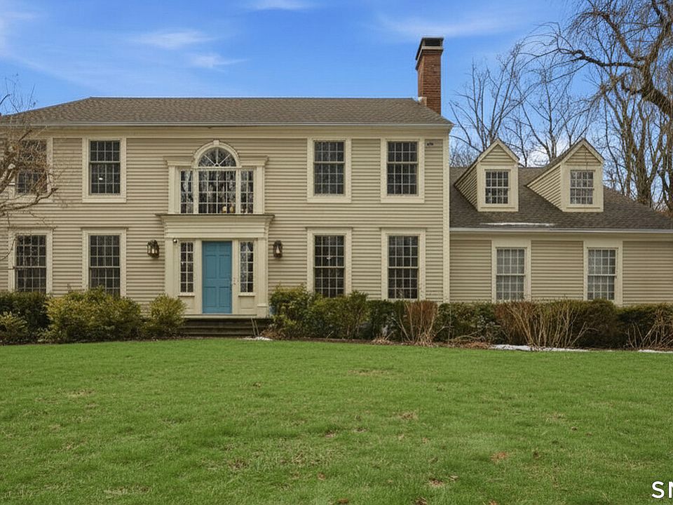 1st image of 677 Eleven O Clock Road