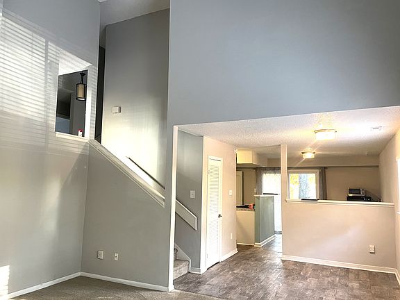 3rd image of 1802 Ivystone Dr