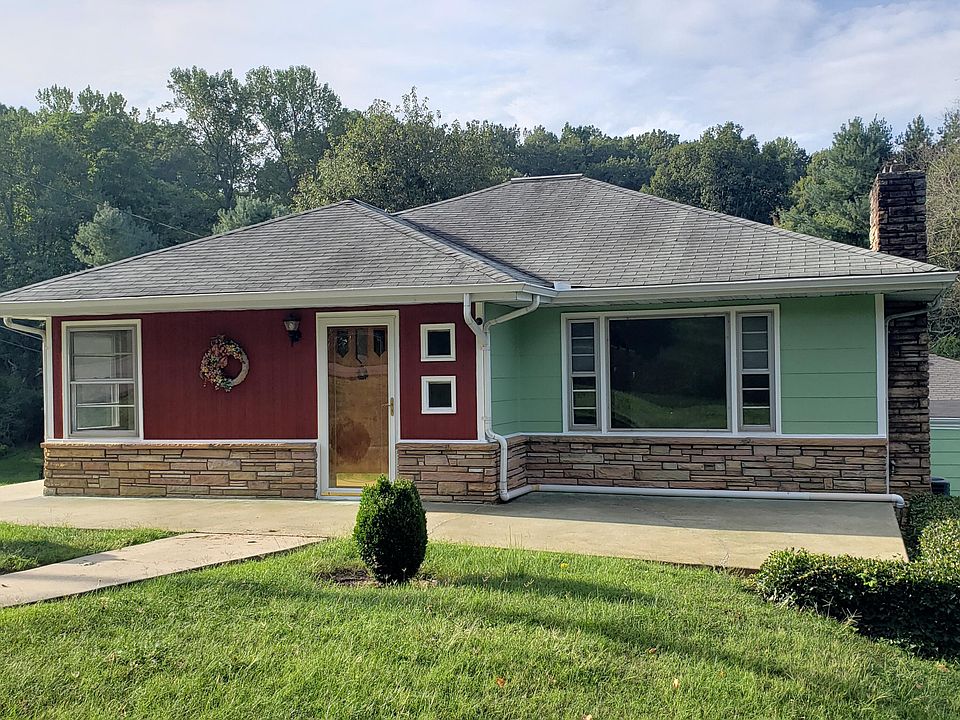 1st image of 1020 Oak Glen Dr