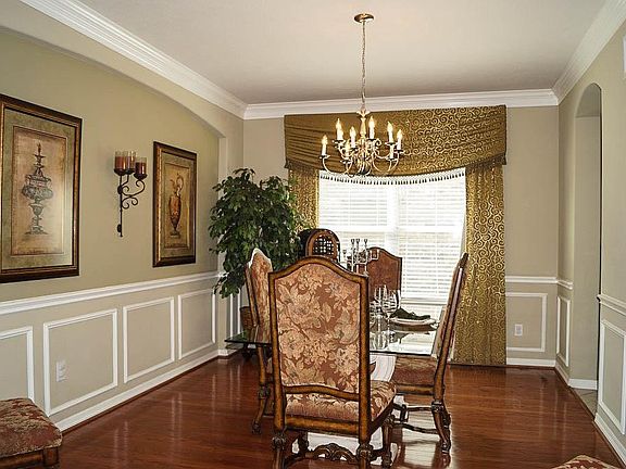 5th image of 2412 Dry Bank Ln