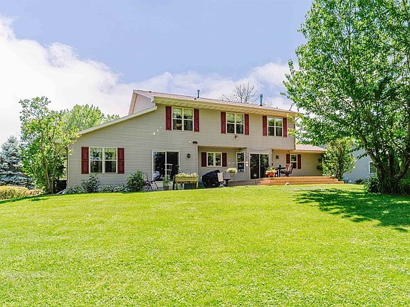 2nd image of 2355 Hickory Ct