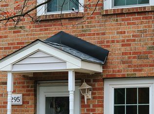 295 Constitution Cir #1, North Brunswick, NJ 08902