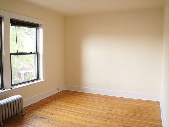5th image of 2330 N Spaulding Ave #2338G