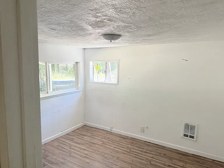 3247 78th Ave SE — Photo 7