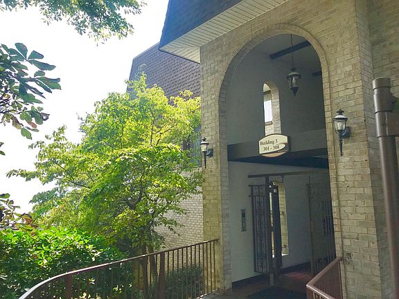 2nd image of 306 Kemeys Ave #306