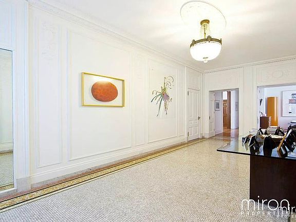 2nd image of 2211 Broadway APT 7C