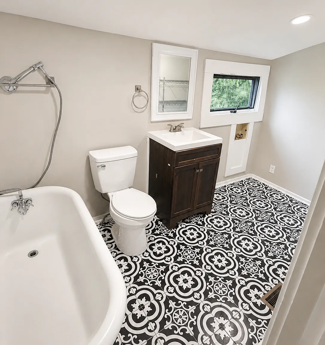 707 Woodland - 1 — Photo 3