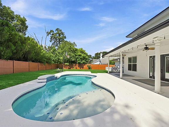 2nd image of 1349 VALLEY PINE CIRCLE