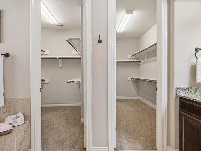 138 Meadow Run Dr — Photo 26