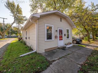 615 Hubble St, Monroe, MI 48161