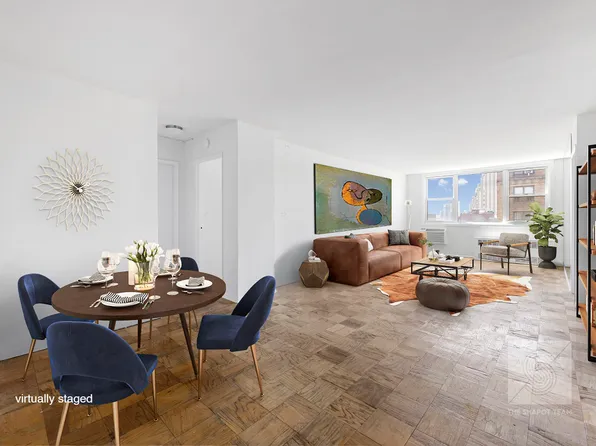 77 Seventh Avenue image 1 of 12