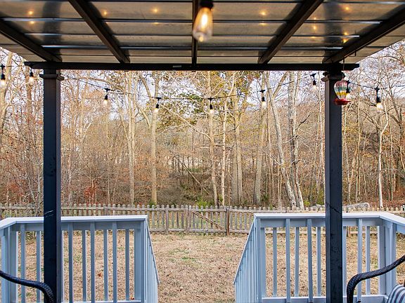 4th image of 837 E Accipiter Cir