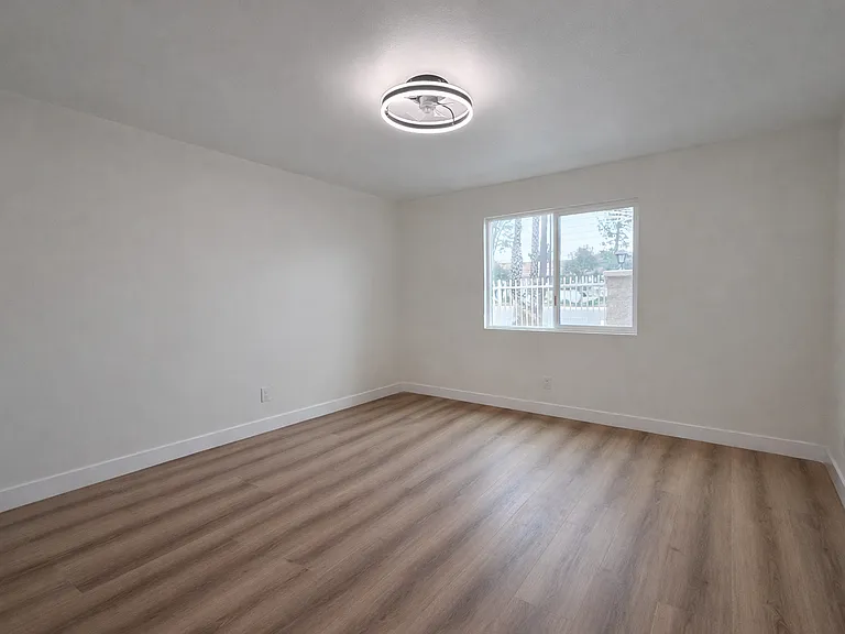 Cedar Crest Apartments — Photo 13