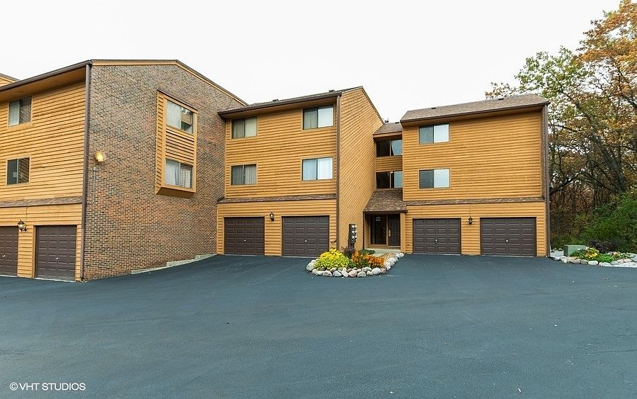 1st image of 9561 Arrowhead Dr Unit 2A