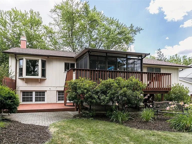 6913 Larkwood Dr NE — Photo 15