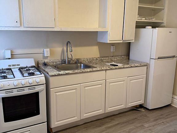 4th image of 814.5 W Washington St #1