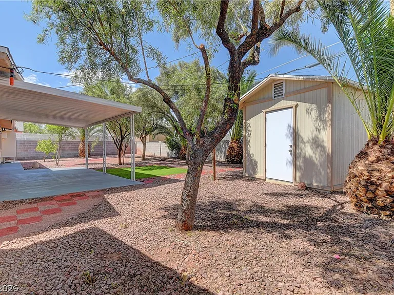 3896 Acapulco Ave — Photo 34