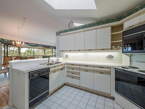 5th image of 770 Eagle Creek Dr Unit 206