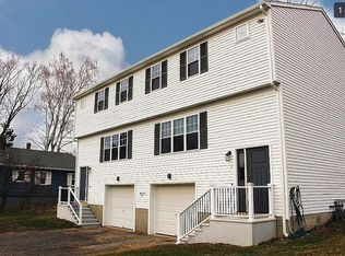 22 River St, Millbury, MA 01527