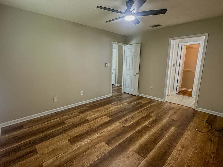 3924 Heatherwoods Dr — Photo 10