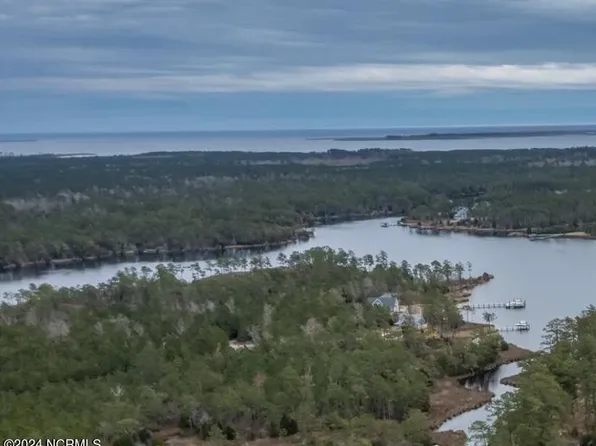 924 Vandemere Creek Drive, Vandemere, NC 28587