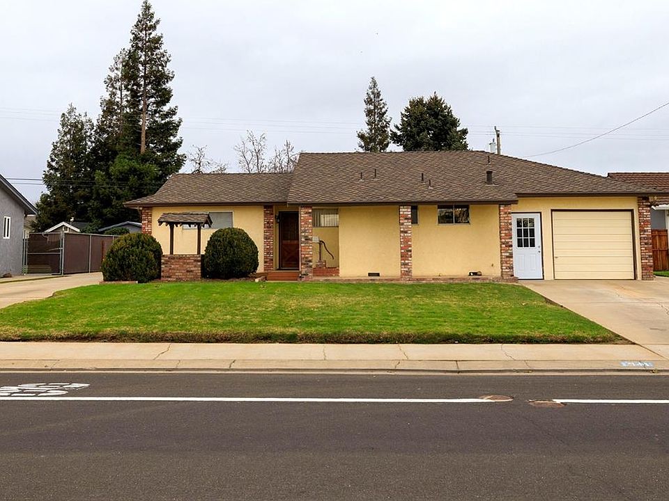 1st image of 2134 Yosemite Ave