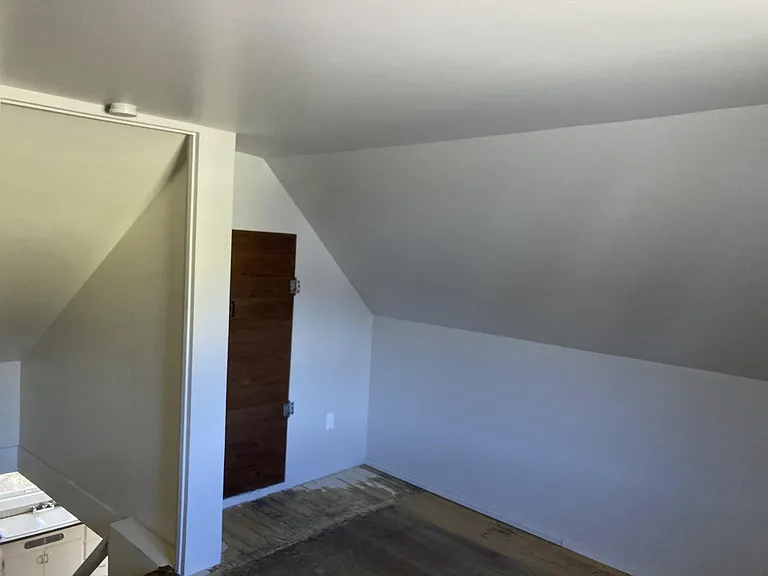 408 S 1st St — Photo 17
