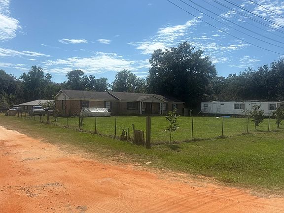 3rd image of 12965 Gum Swamp Rd