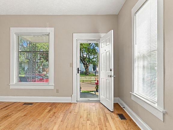 5th image of 353 E Morrill Ave