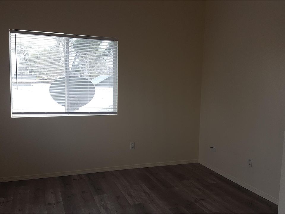 1st image of 1305 E Belmont St APT C
