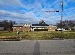 200 W Buffalo St, Forney, TX 75126