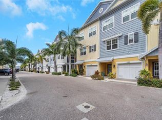 3125 Moorings Dr S, Saint Petersburg, FL 33712
