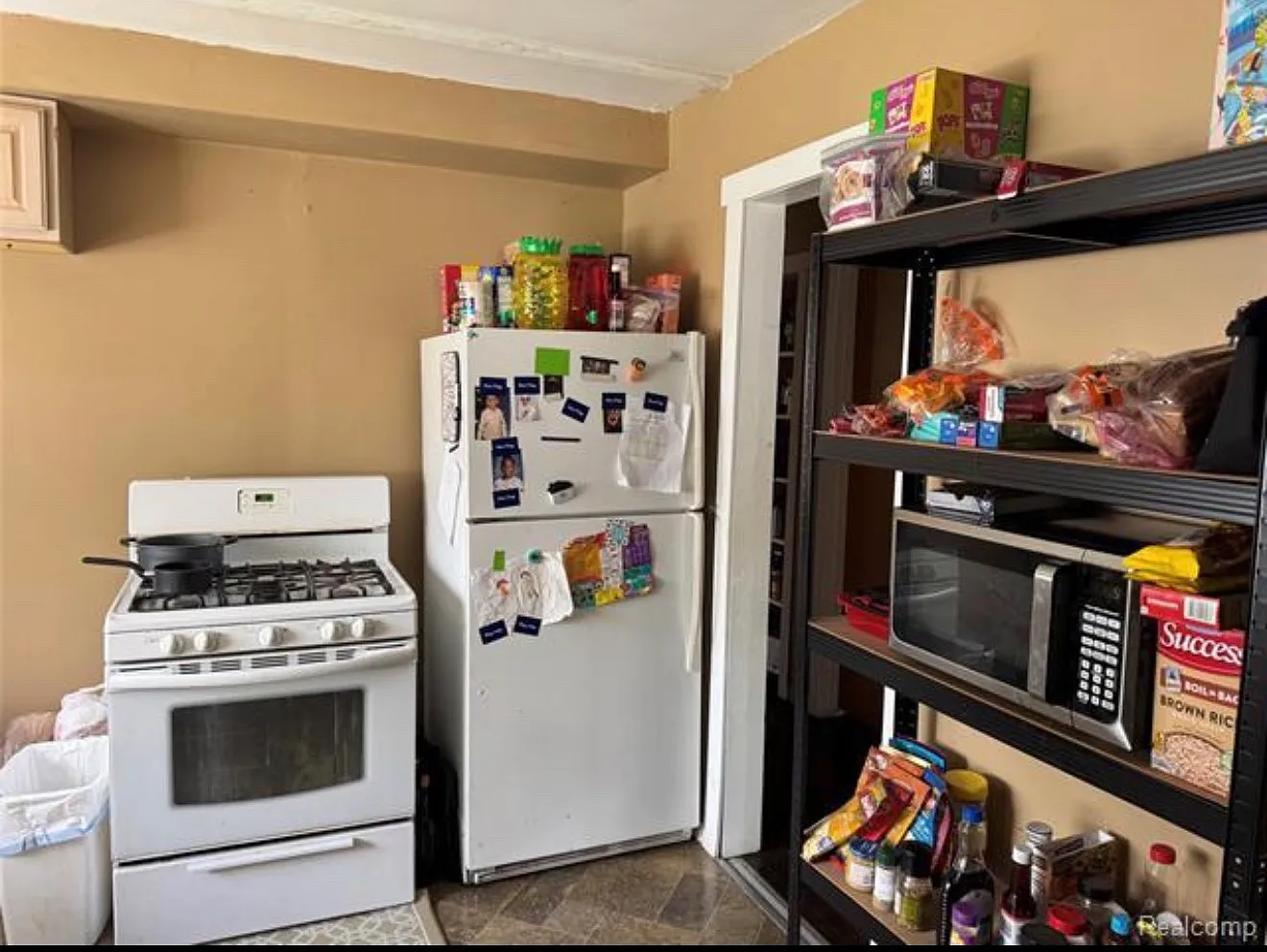 3 bed, 1014 sqft, $1,500 — Photo 4