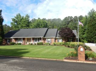 355 Saddle Creek Cir, Roswell, GA 30076
