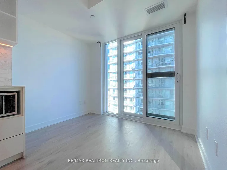 252 Church St #4109 — Photo 8